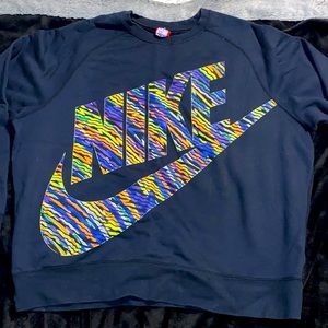 Men’s Nike pullover